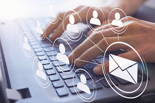Businesses use different email and sms marketing tool to mail a 100 customer at once. 