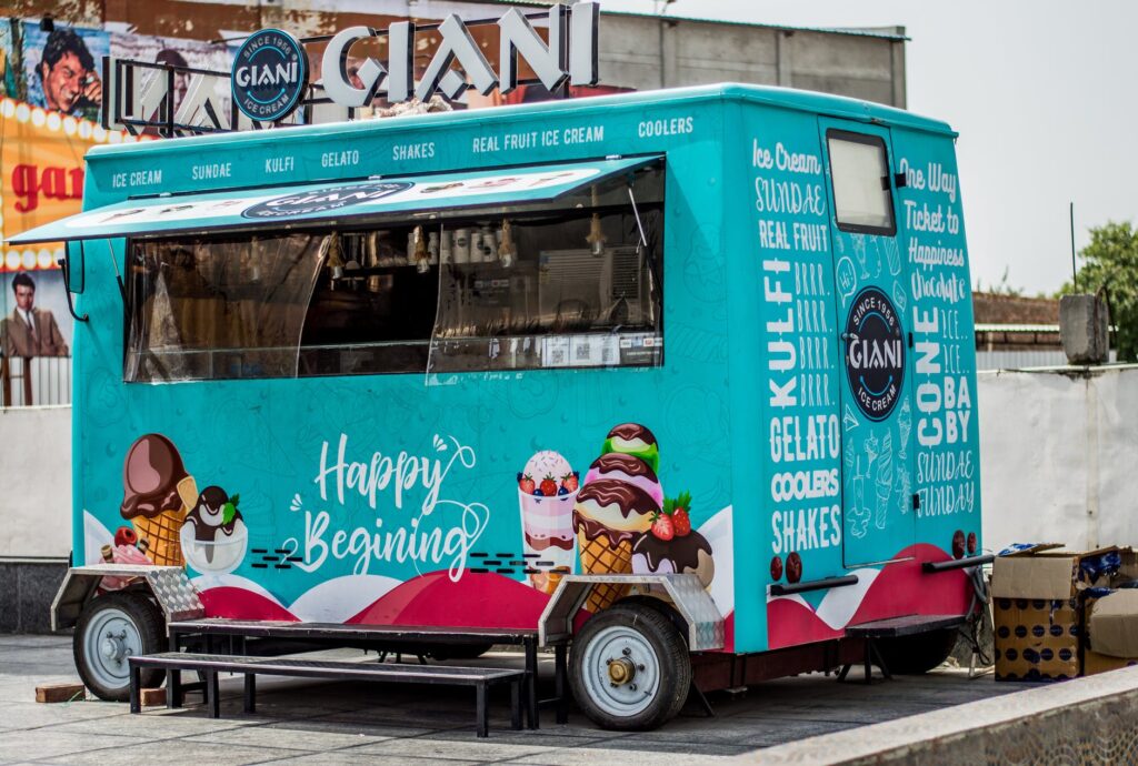 Food truck with aesthetic look and proper equipments is important.